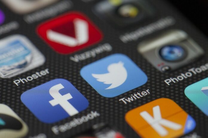 Twitter, Smartphone