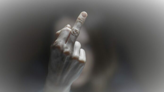 Mittelfinger