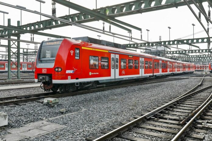 Zug, Deutsche Bahn, DB