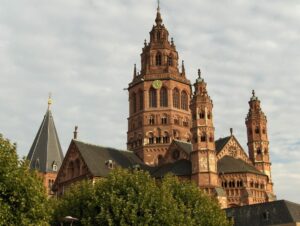 Neue lockerungen in der landeshauptstadt mainz Dom mainz