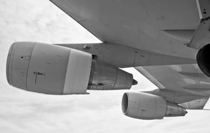 Flugzeug