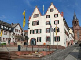 Historisches Rathaus Marktplatz 5 scaled e1637402310251