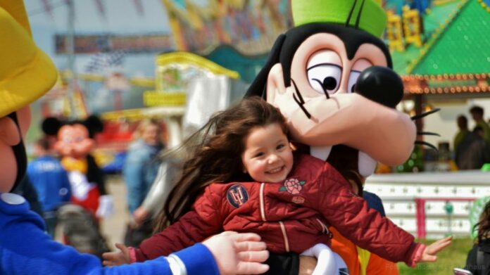 Fest, Goofy, Kinder