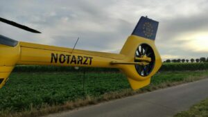 Schwerer motorradunfall auf der b48 bei laubenheim Adac rettungshubschrauber