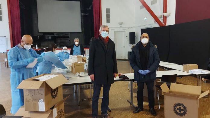 08022021 Besuch DrLensch scaled e1612961193948