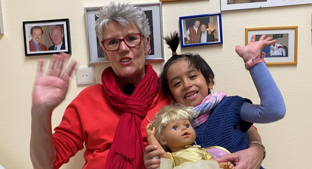 Abschiedswinken scaled e1616505581790 Abschiedswinken scaled e1616505581790