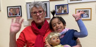 Abschiedswinken scaled e1616505581790