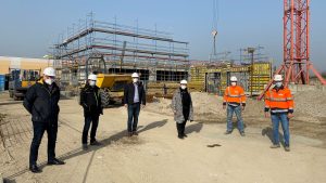 46-jähriger zog laut pöbelnd mit beil bewaffnet durch fußgängerzone in bingen