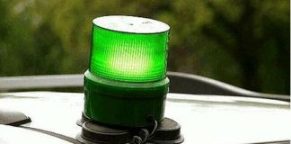 gruenes blinklicht fuer angehoerige der freiwilligen feuerwehr und anderer rettungsorganisationen 1614887671 desktop