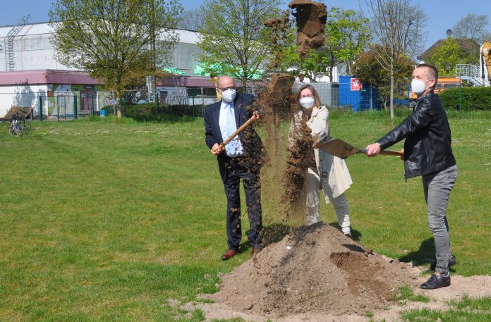 210428 Spatenstich Interimshalle DSC 0015 bearbeitet e1619682575255