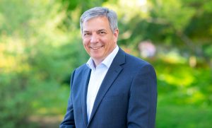 Foto gert uwe mende i quer e1618041173872