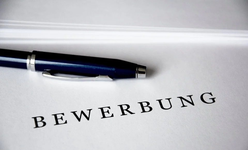 application 1756281 960 720