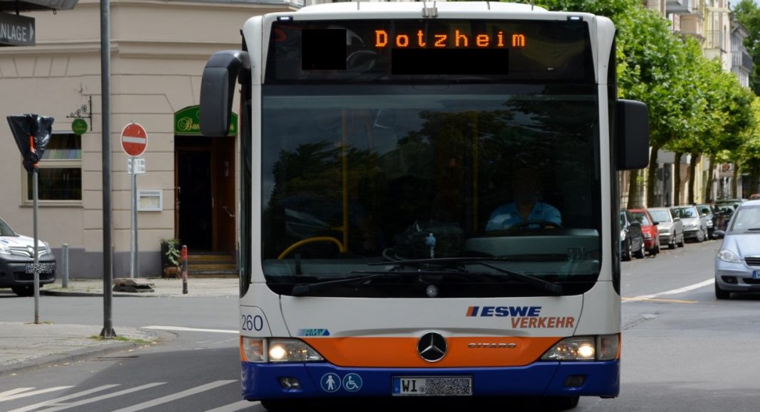 20170710 153126 Thorsten Luettringhaus Wiesbaden Busse 20170710 153126 Thorsten Luettringhaus Wiesbaden Busse