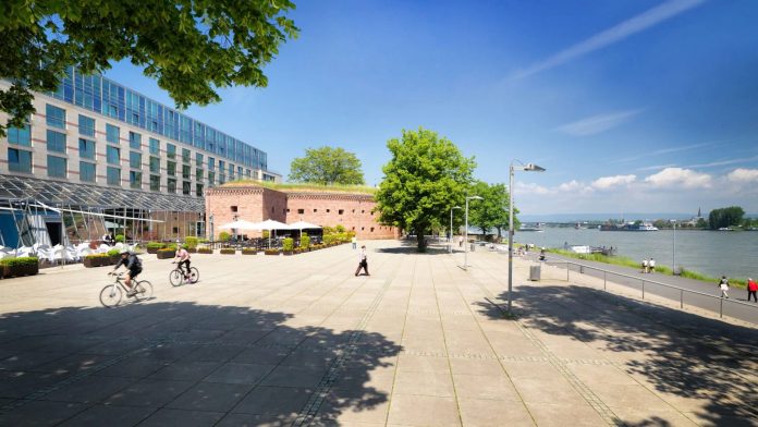 Hyatt Regency Mainz P304 Rhine Piazza.16x9