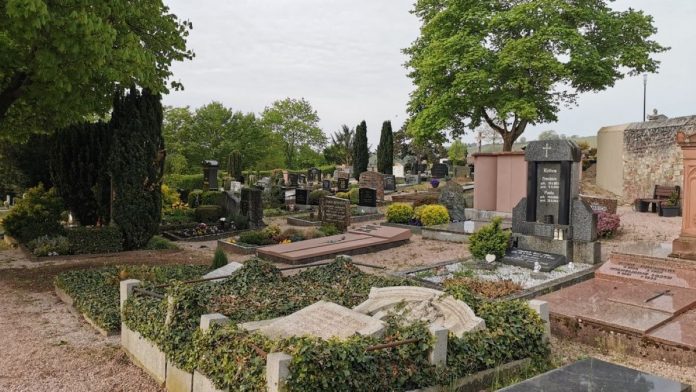 Opp Friedhof 1