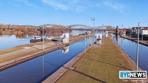 Schleuse gustavsburg1