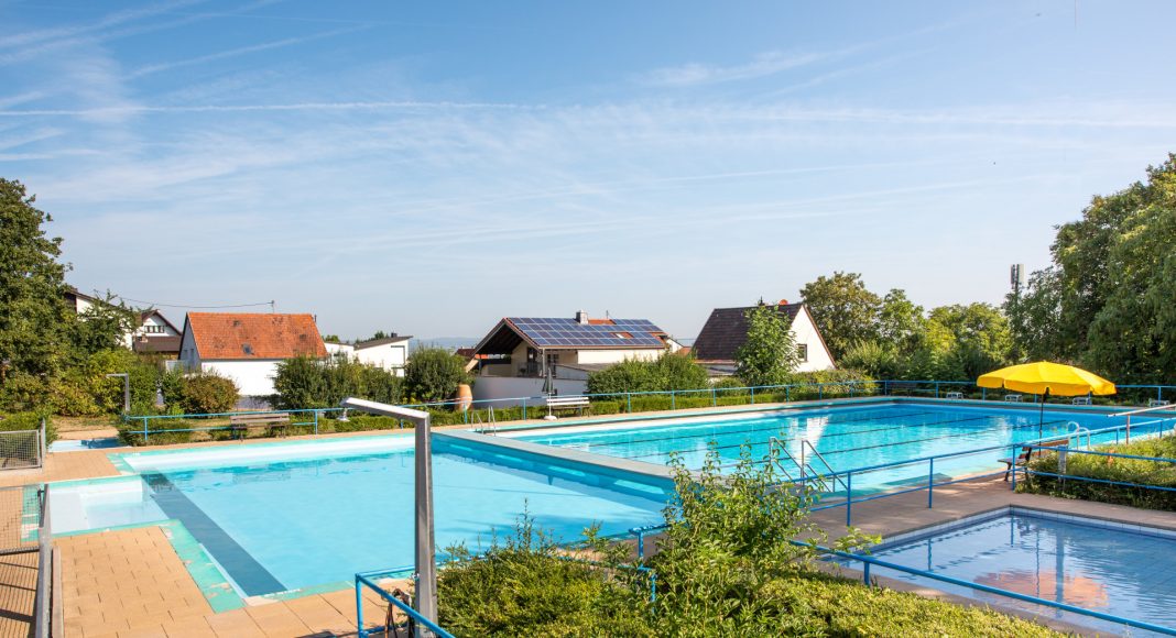 Wellness Freibad Bosenheim 1920 1280