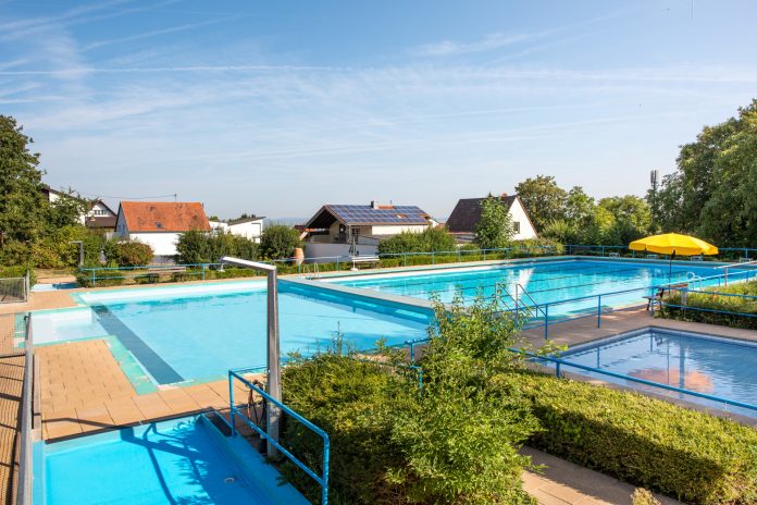 Wellness Freibad Bosenheim 1920 1280