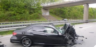 beschaedigterPKWdes19 Jaehrigen