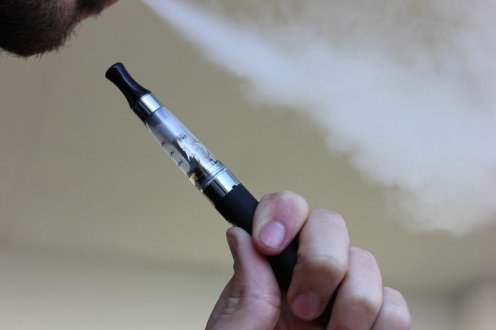 e cigarette 1301664 960 720 e cigarette 1301664 960 720