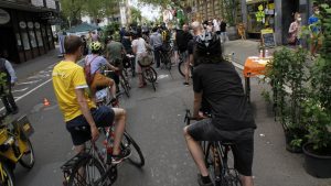 Frontalzusammenstoß auf der b9 bei guntersblum mit zwei verletzten