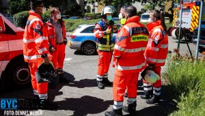 Katastrophenschutzübung: evakuierung der grundschule guntersblum Rettungsdienst, einsatzkräfte