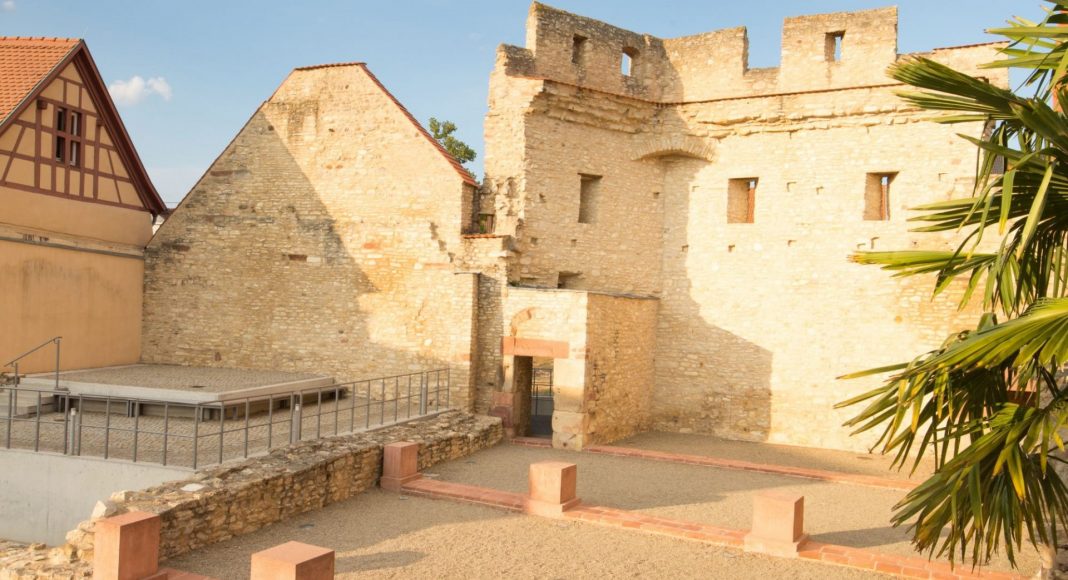 Ingelheim Kaiserpfalzgelaende c Georg Knoll