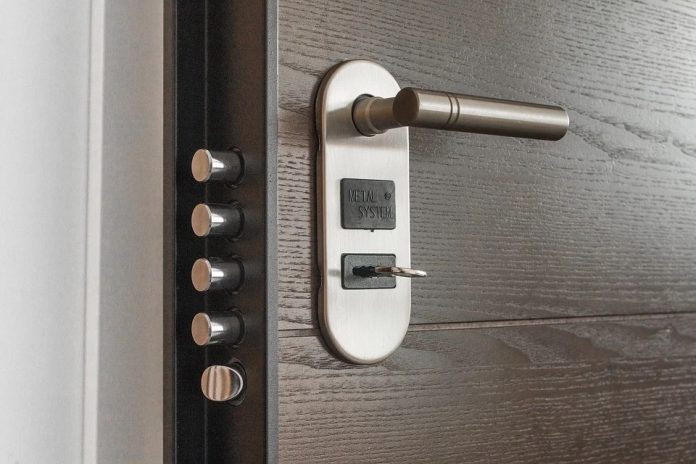 door 1089560 960 720