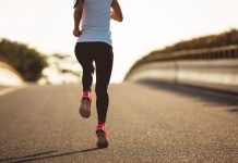 Warum funktionale Sportkleidung immer beliebter wird shutterstock 1663867810