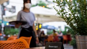 Randalierer zog durch das rheingauviertel in wiesbaden