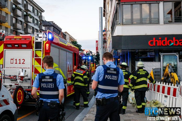 0C28009B 7946 45B5 802C 1B457D9F4A09 0C28009B 7946 45B5 802C 1B457D9F4A09