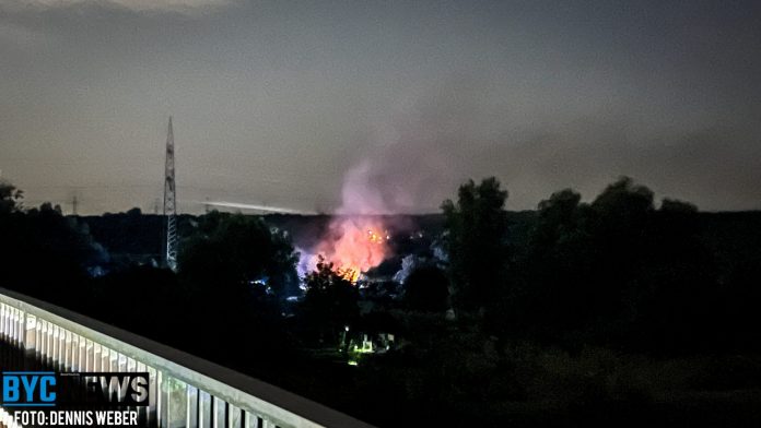 6D906CEE 899A 4A68 A4E9 8BDB540F6DB0