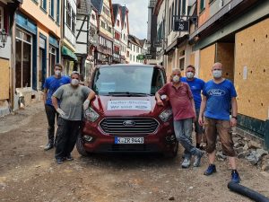 Helfer vor helfer shuttle