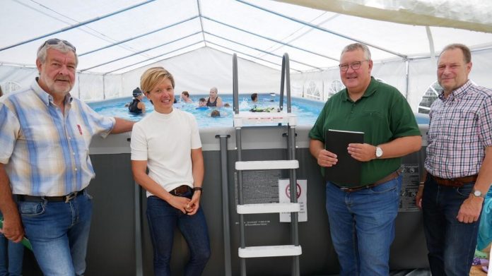 Pressefoto Schwimmunterricht fuer Grundschulkinder Quelle Stadt Worms 4b0a070f 924f645a@1100w