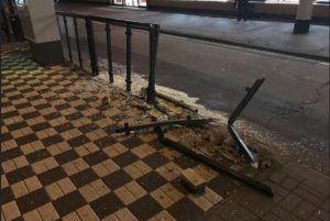 Mann bei sturz aus 8 metern höhe in mainz schwer verletzt