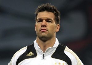 Spendenaktion beim rewe-markt in gustavsburg für die flutopfer in ahrweiler Spendenaktion beim rewe-markt in gustavsburg für die flutopfer in ahrweiler