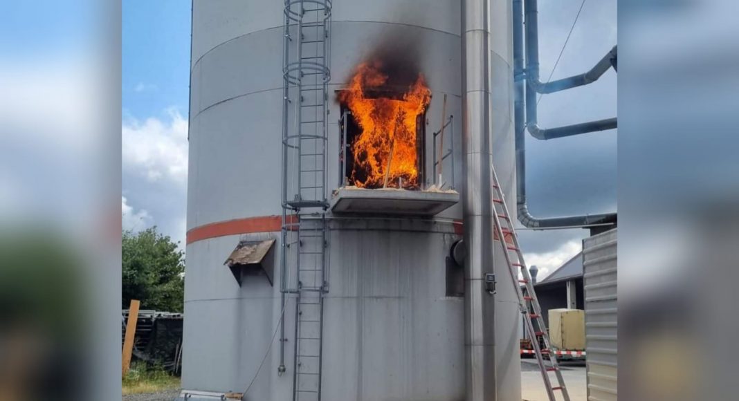 Feuer in einem Silo, VG Rüdesheim