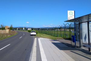 Neuer astra feiert weltpremiere in rüsselsheim - jürgen klopp präsentiert den neuen opel