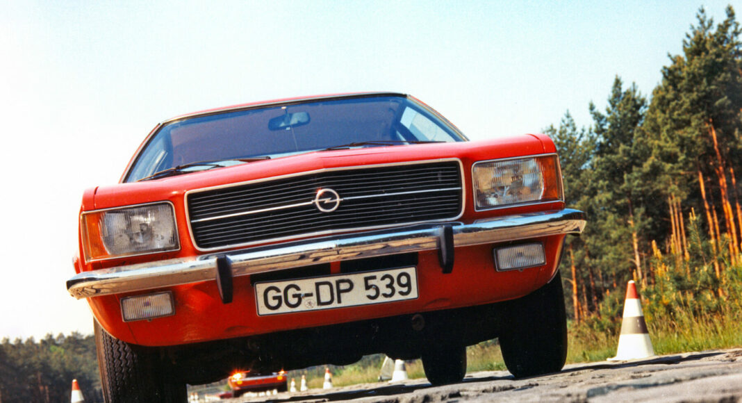 01 Opel Rekord 150110