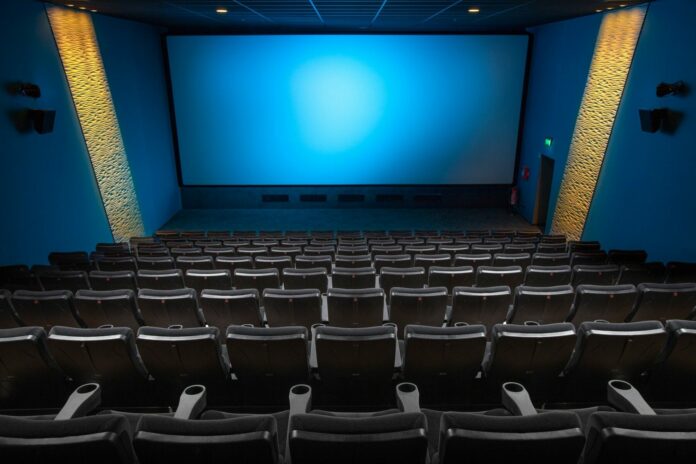 movie theater g5d09a3e02 1920