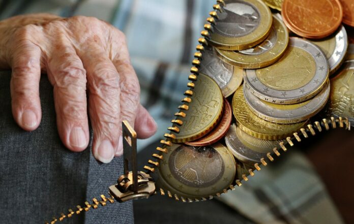 old people 1555705 1920