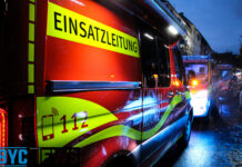 Feuerwehr Mainz rettet drei Hunde bei Brand in Mombach Brand in Mombach