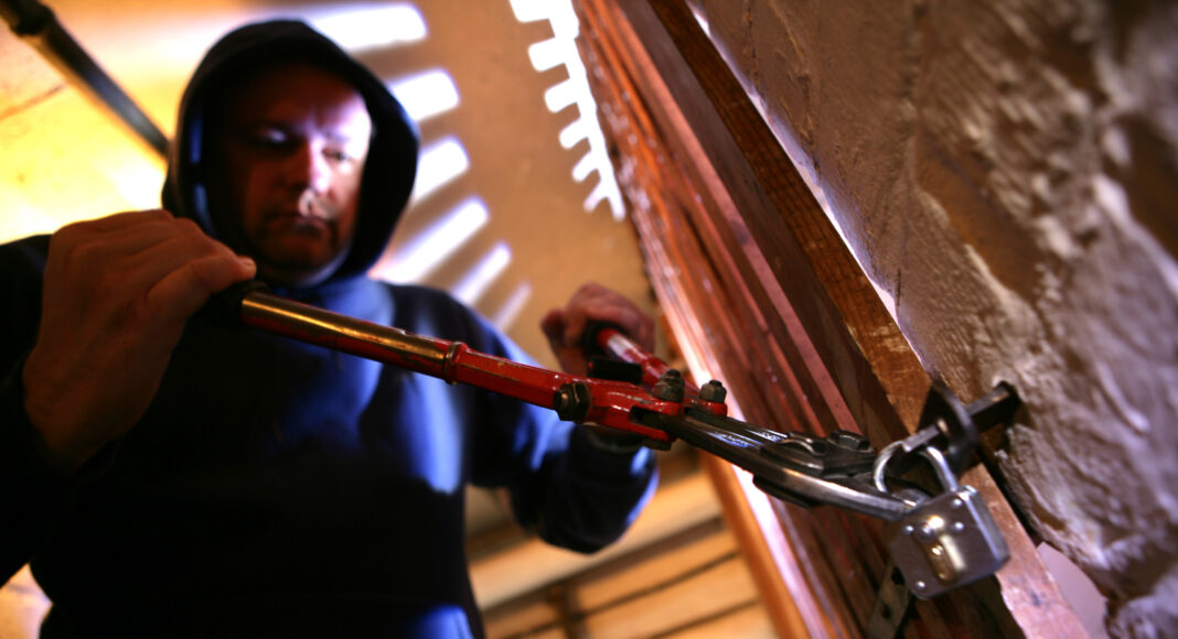 Symbolbild Einbrecher