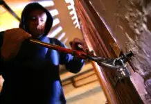 Fahrraddiebe in Ginsheim-Gustavsburg unterwegs Einbrecher mit Bolzenschneider