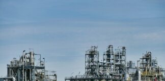 refinery g968167561 1920