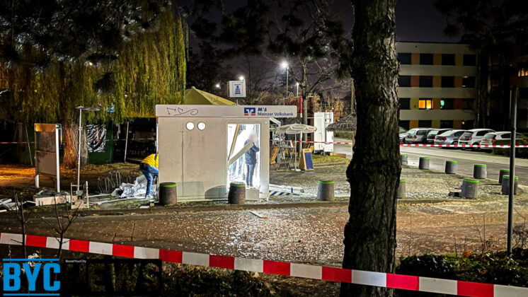 5F4DB399 4DF1 43BA B236 C19E5CD45639