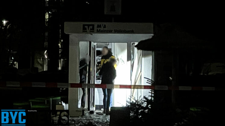 B60D4910 78A2 48C2 8B31 7EF74C40B745