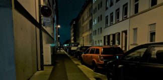 PXL 20211116 174011174.2