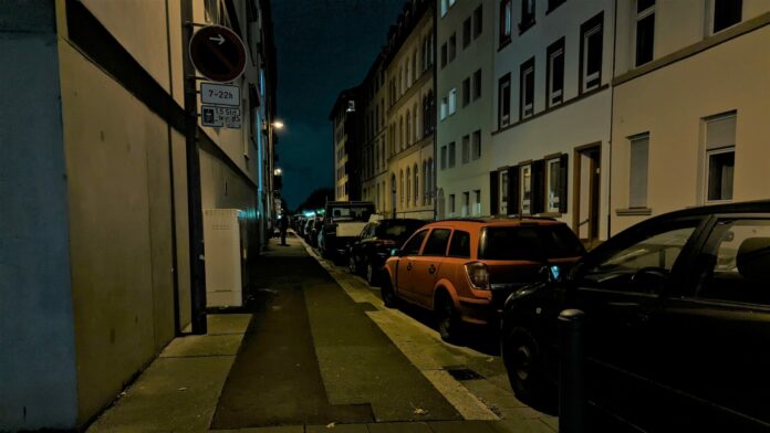 PXL 20211116 174011174.2