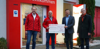 Spendenuebergabe Kidicare e1640101142778